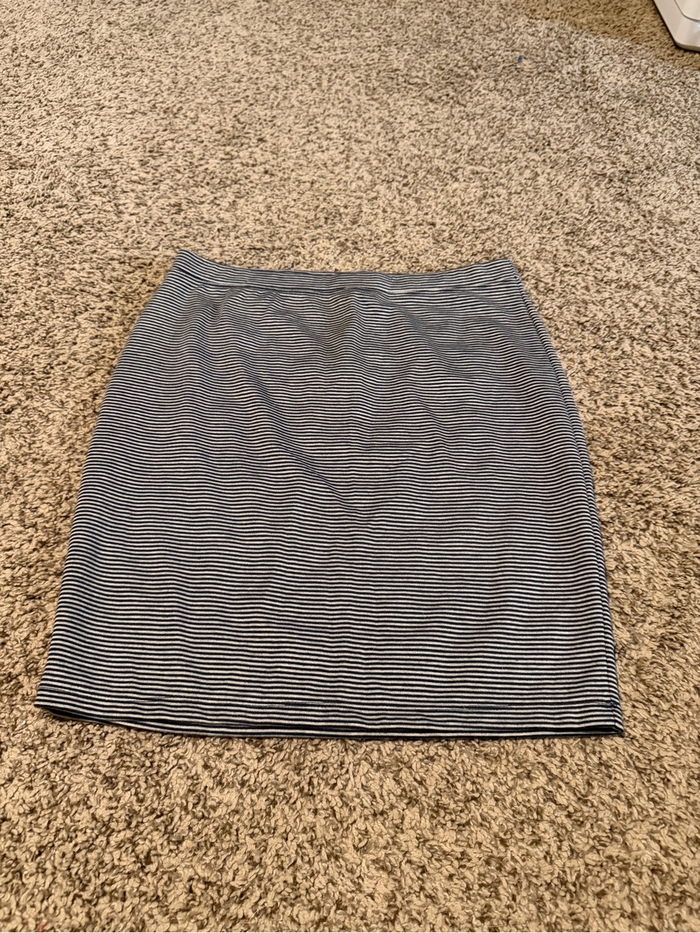 Max Studio Navy and White Striped Pencil Skirt, Size M